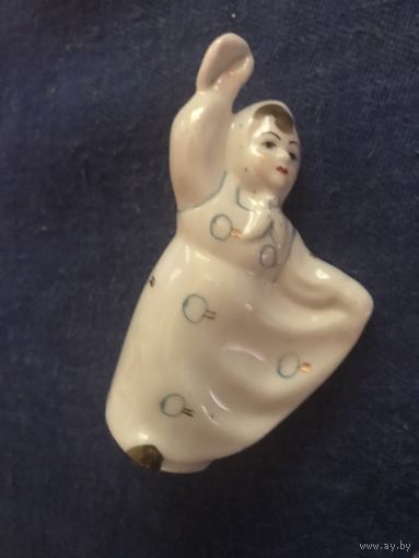 Плясунья
