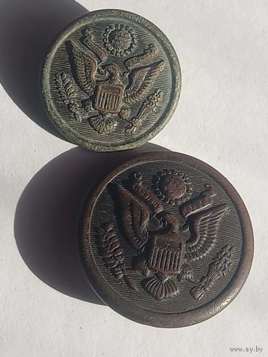 Две красивые пуговицы, ленд-лиз , с 1 рубля, без мц