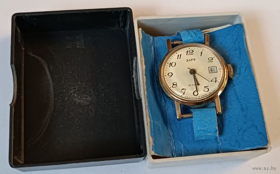Новые позолоченные часы " Заря". СССР. Все лоты с 1 рубля!