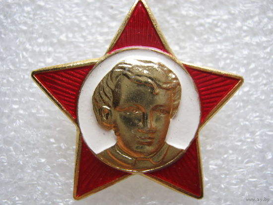Октябрятская звездочка. октябренок.