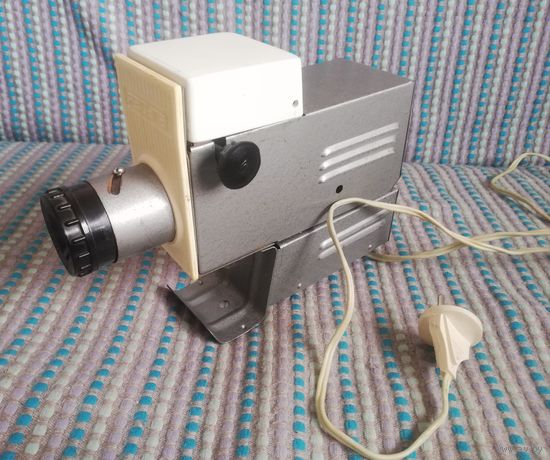 Фильмоскоп "РАДУГА", СССР