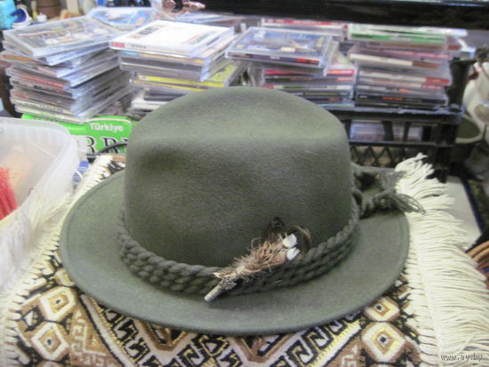 Шляпа фетровая 59 размера.