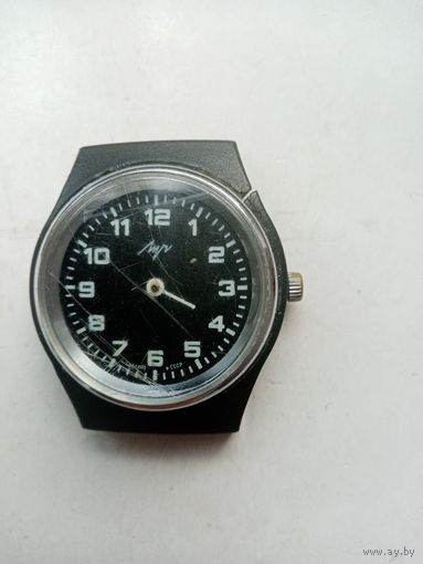 ЧАСЫ ЛУЧ СССР (769077)
