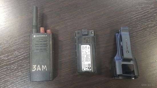 Рация Motorola на з/ч + куча сопутки распродажа с рубля