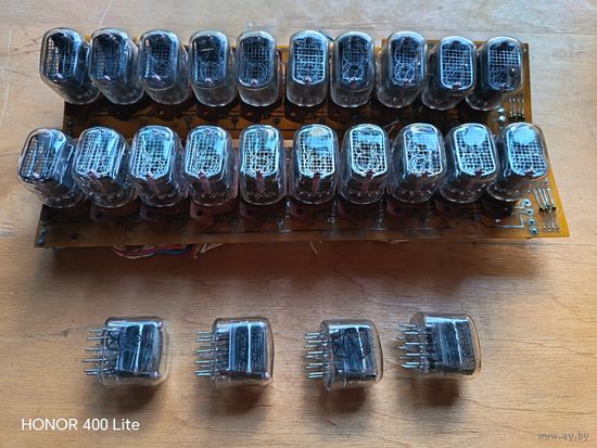 Большой лот индикаторных ламп.