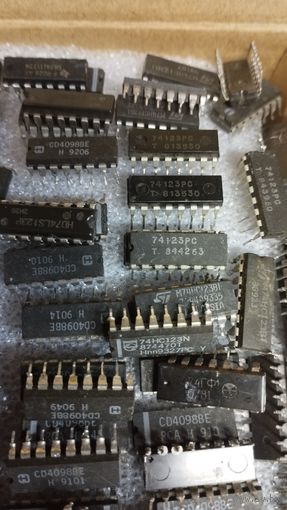 Микросхема SN74123 74HC123 SN74LS123