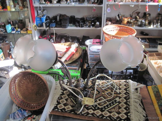 Светильник настенный.