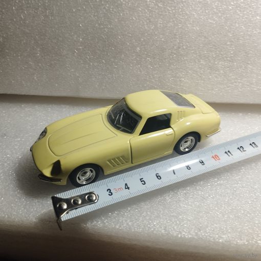 Ferrari 275 GTB/4 1966 года 1:32
