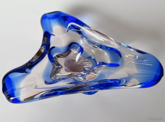 Вазочка для мелочей конфетница Чехословакия цветное стекло винтаж