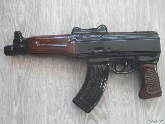Бутылка в виде АК.