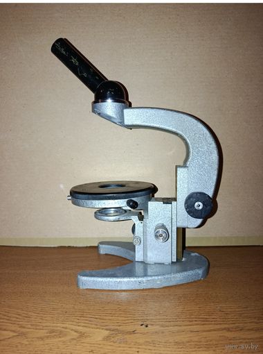 Микроскоп (штатив)