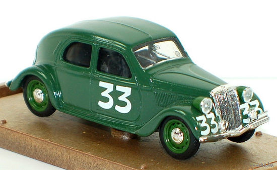 Винтаж.Ляньча  Априлия. 1937г. Brumm.1/43.