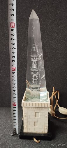 Светильник ночник Кремль (высота 33 см). СССР