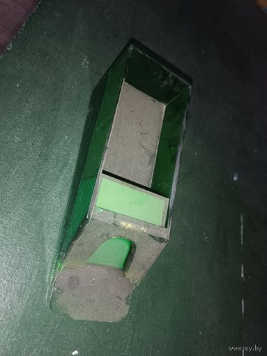 Лоток пластиковый для игральных карт с прессом на несколько колод