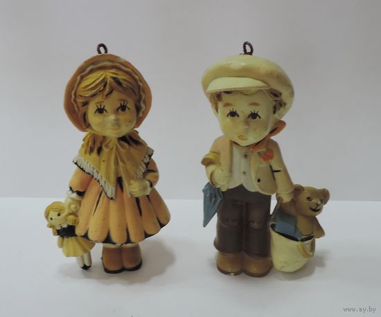 Ёлочные игрушки "Мальчик и девочка" 70-е годы Европа. Высота 9.5 см. Пластик. - 2 шт.
