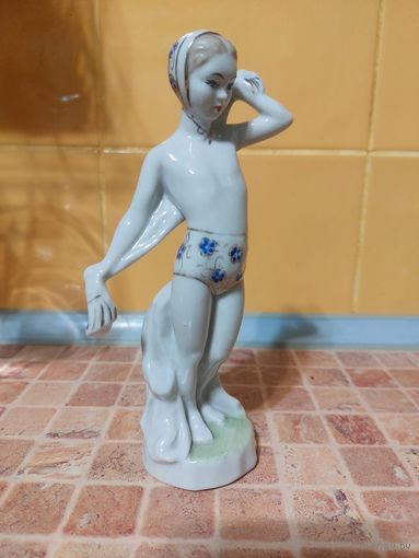 Юная купальщица. Полонное. Люкс.