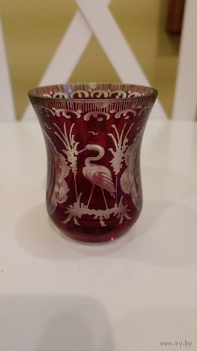 Массивный стакан Эгерманн Богемия, рубиновое стекло, сцены охоты, с рубля