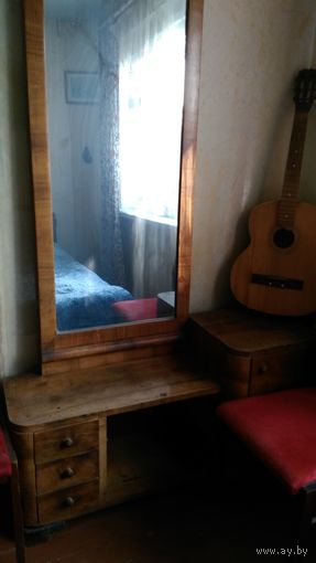 Трельяж старый, трюмо ссср, мебель ссср, артель. Шкаф ссср, кровать ссср - продаются в других лотах