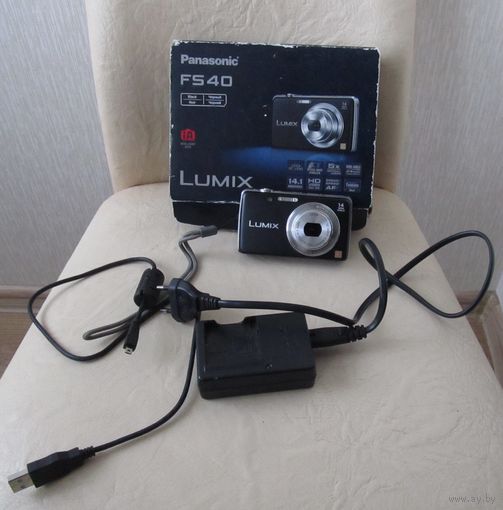 Все лоты с рубля.Фотоаппарат Panasonic FS 40,Lumix ,включается,фотографирует.