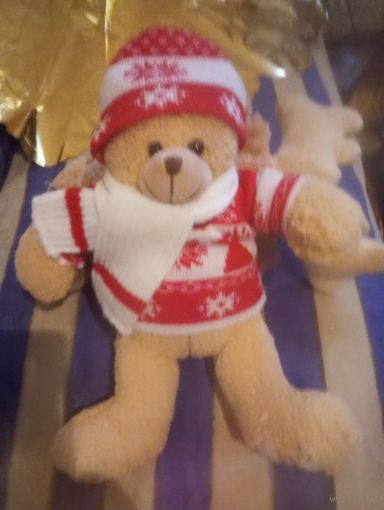 Плюшевый мишка.