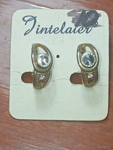 Сережки Dintelaier с камушкам . С 2 рублей .