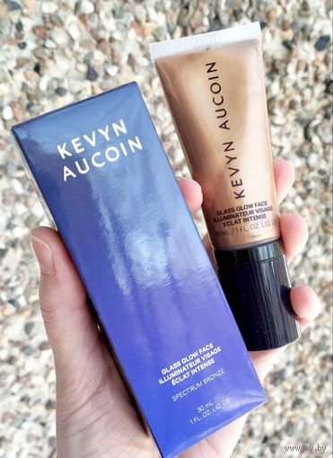 Kevyn Aucoin Glass Glow Face 30 ml в оттенке Spectrum Bronze
