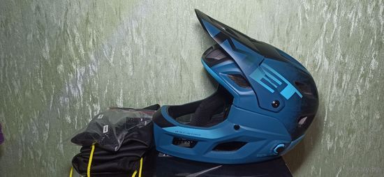 Шлем Met Parachute MCR MIPS Helmet (M)