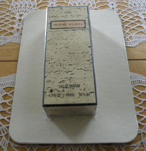 Туалетные Духи ANNE KLEIN, производства 1984г. в Оригинальной Коробке. 50ml., новые, запечатанные. Сделаны во Франции. Редкость!