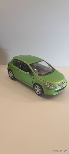 Машинка (модель) Kinsmart Peugeot 307 XSI 1:32