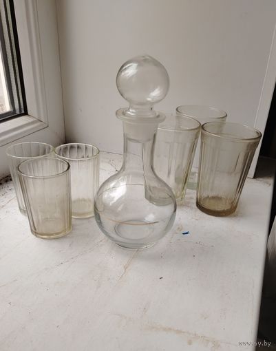 Графинчик, три стакана 250гр. три стопки 100гр., (СТОЛОВКА ИЛИ РЮМОЧНАЯ) времён СССР