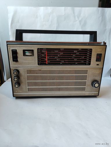 Радиоприёмник SELENA 216.