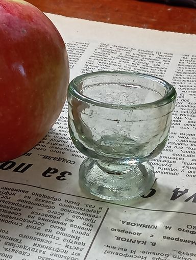 Медицинская рюмка СССР .