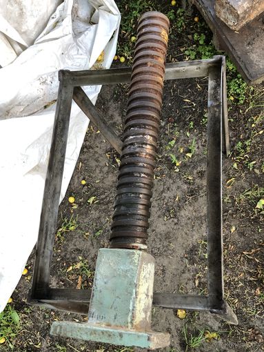 Колона сверлильного станка