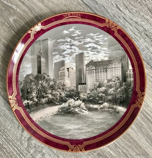 Тарелка декоративная