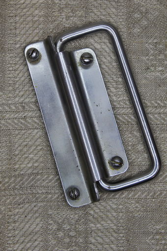 ОЧЕНЬ НЕОБЫЧНАЯ ДВЕРНАЯ РУЧКА МАССИВНАЯ