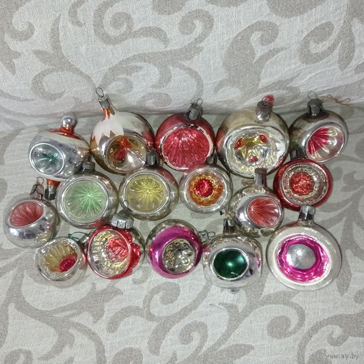 Ёлочные игрушки СССР, ёлочные шары СССР и ГДР , шары вогнутые