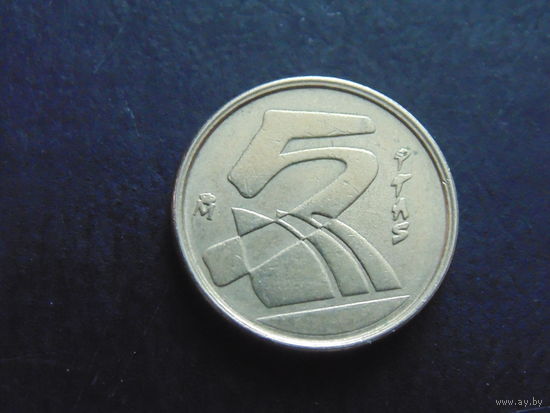 5 песет Испания 1990 год.