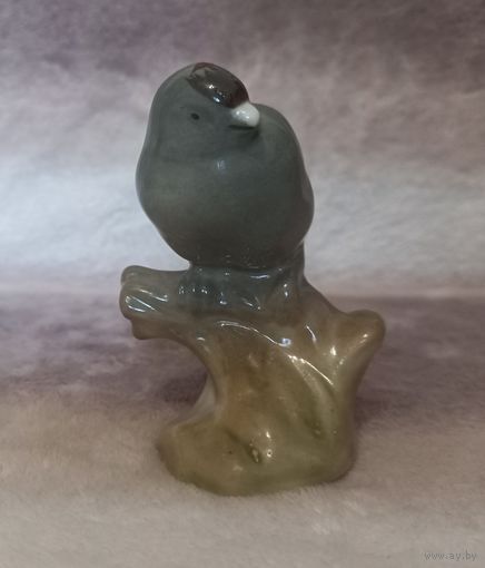 Статуэтка. Воробей.
