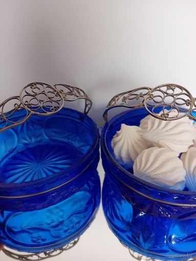 Цветное стекло. Корзинка. Вазочка. Синее стекло. Конфетница. Кобальт
