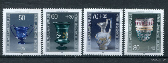 Берлин - 1986г. - Народное искусство. Драгоценное стекло - полная серия, MNH, две марки с полосами на клее, две с отпечатками [Mi 765-768] - 4 марки