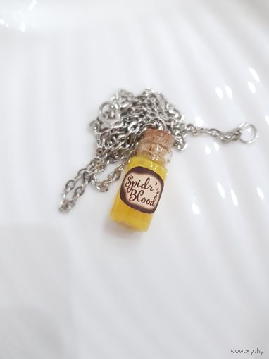 Кулон пузырек "Spider's Blood/Паучья кровь" по лору Harry Potter, The Elder Scrolls, Dungeons & Dragons и другие фэнтезийные миры