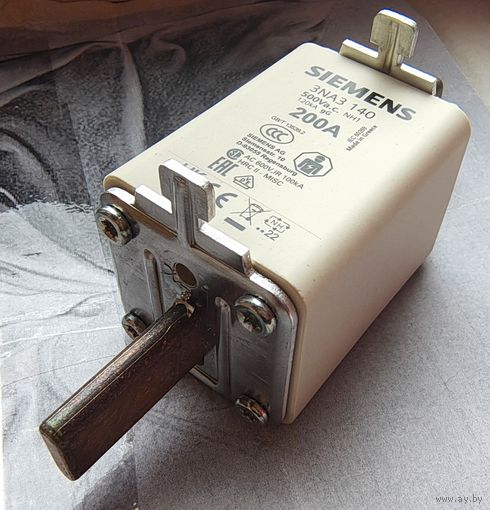 Предохранитель Siemens 3NA3 140. 3na3140. Вставка плавкая 200 А, 500 В