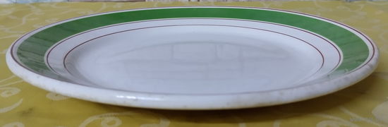 Тарелка-2 эпохи СССР. Будянский фаянсовый завод - Серп и Молот (Буды), 1957-1965 гг