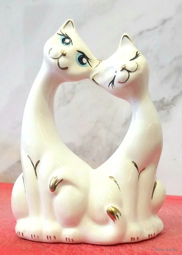Статуэтка Коты * Котики * Кошечки * Любовь * Сердце * Пара * Фарфор * 12.5 см * Новая