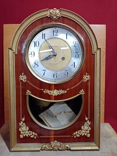 С рубля без мц. часы настенные Jantar made in USSR, 6.1кг. 53х35х17см.