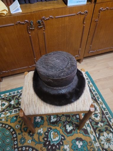 Шапка женская зимняя винтажная