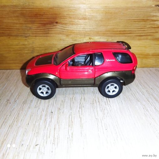 ISUZU V CROSS.Schuco.1:43