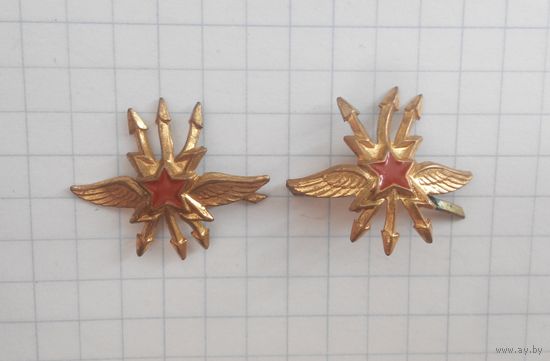 Чехословакия. Эмблемы войск связи и радиотехнических войск 1