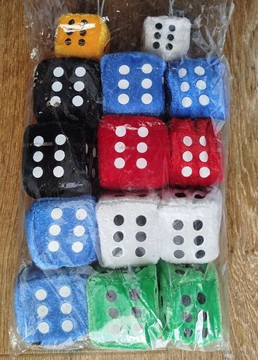 Кубики-подвески. Новое состояние.Можно купить любой.