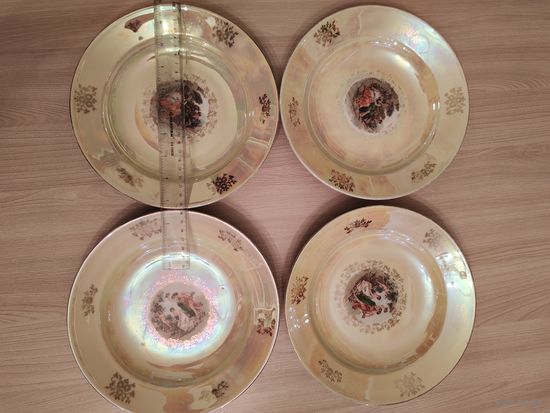 Аукцион с 1-го рубля. Тарелки ГДР Мадонна.